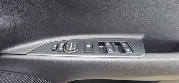 2018 Kia Stonic  (Manual) 370611487