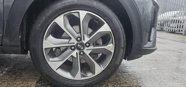 2018 Kia Stonic  (Manual) 370611481