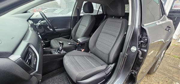 2018 Kia Stonic  (Manual) 370611497