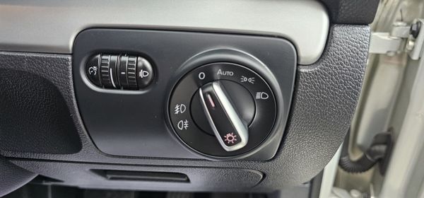 Volkswagen Golf 2012 (AUTOMATIC & LOW MILAGE) 370612542