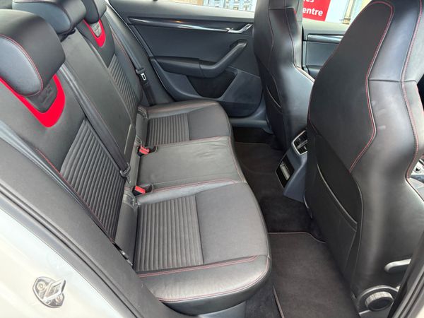 Skoda Octavia VRS 370635090