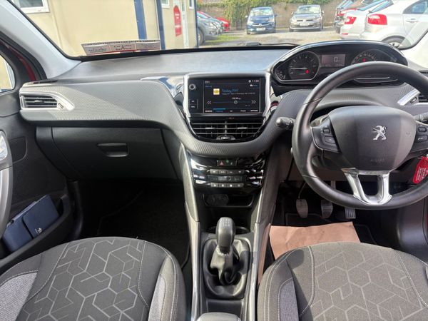182 Peugeot 2008 51kms 370632687