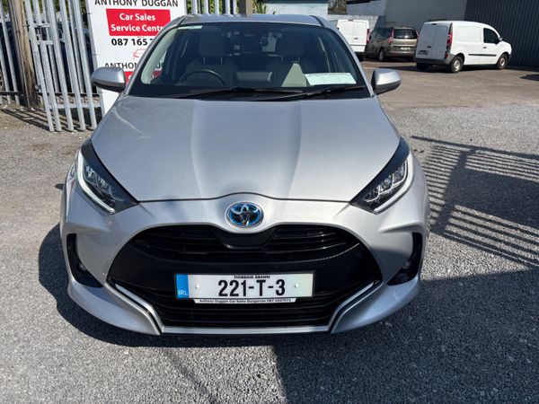 2022 Toyota Yaris Hybrid platinum 370633088