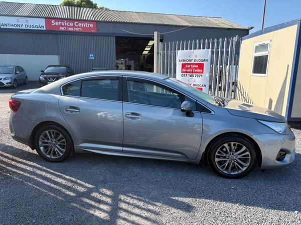 152 Toyota Avensis 2.0d4d 370633385