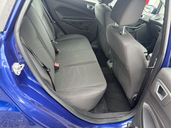 162 Ford Fiesta 370633836