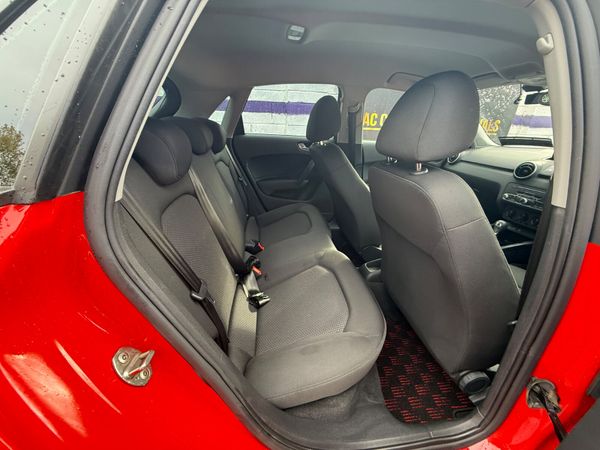 Audi A1 2015 26k km 370644585