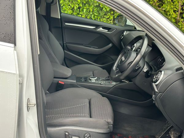 AUDI A3 2016 E-TRON 1.4 AUTOMATIC(PLUG-IN HYBRID) 370648954