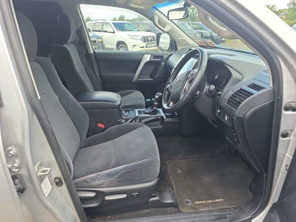 Toyota Land Cruiser LC GX LWB Auto 370650157