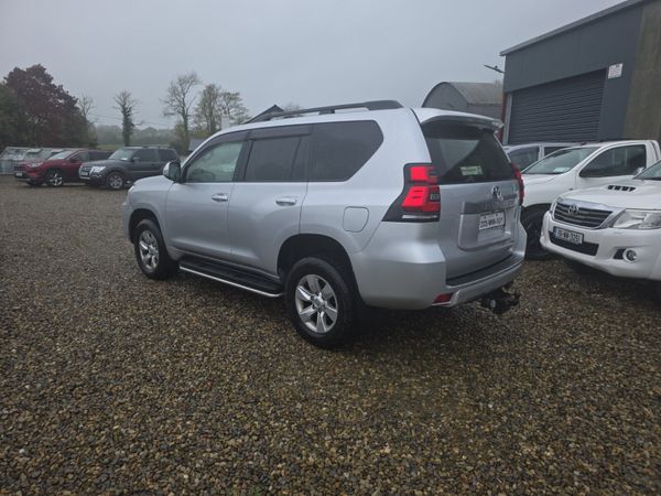 Toyota Land Cruiser LC GX LWB Auto 370650161