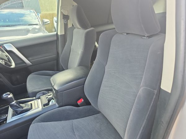 Toyota Land Cruiser LC GX LWB Auto 370650172