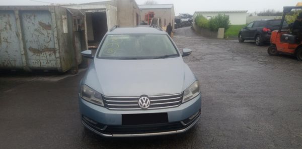 2013 VOLKSWAGEN PASSAT B7 2.0D FOR BREAKING 370653394