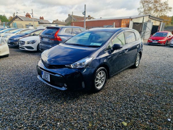 Toyota Prius Alpha 2020 370697526
