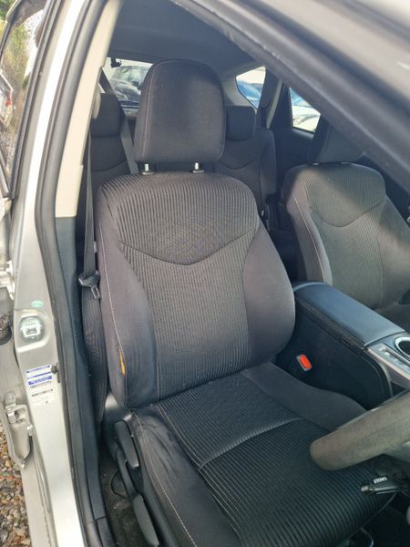 Toyota Prius Alpha 2020 | Self-Charging Hybrid 370697617