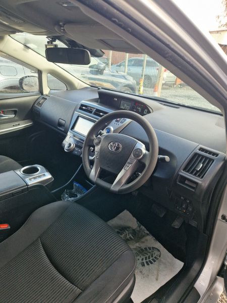 Toyota Prius Alpha 2020 | Self-Charging Hybrid 370697618