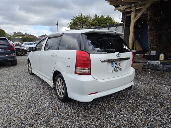 Toyota Wish 2009 | 7-Seater Automatic 370691379