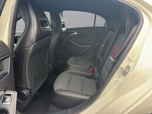 2016 MERC A180 (S108) 370716463