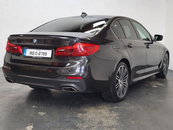 181 BMW 520D  M-SPORT PREMIUM PRO = BLACK PACK = 370724231