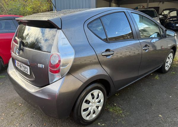 Toyota Aqua 2014/Hybrid/Automatic 370729666