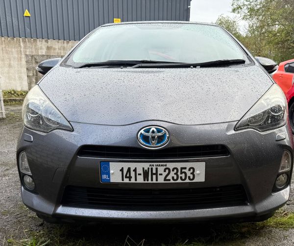 Toyota Aqua 2014/Hybrid/Automatic 370729663