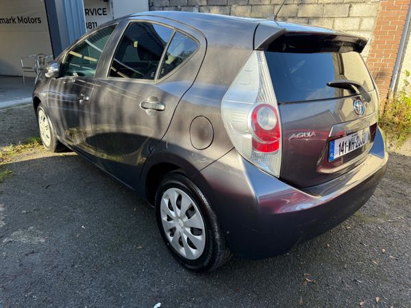 Toyota Aqua 2014/Hybrid/Automatic 370729675