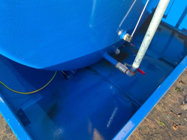 3200lts FUEL BOWSER STORAGE / DELIVERY TANK...... 370721748