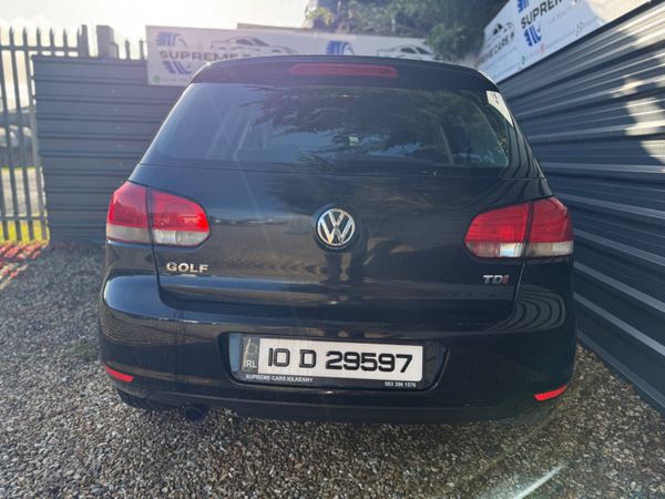 Volkswagen Golf 2010 370736595
