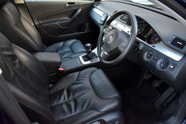 Volkswagen Passat 2008 370737898