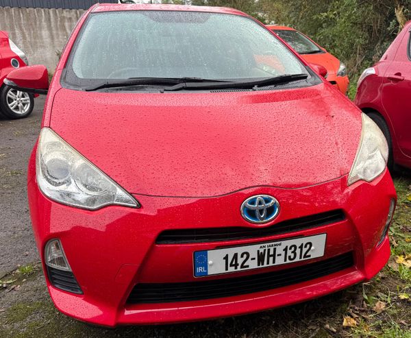 Toyota Aqua 2014/Automatic/ Hybrid 370730293