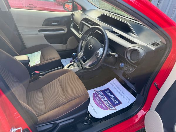 Toyota Aqua 2014/Automatic/ Hybrid 370730354