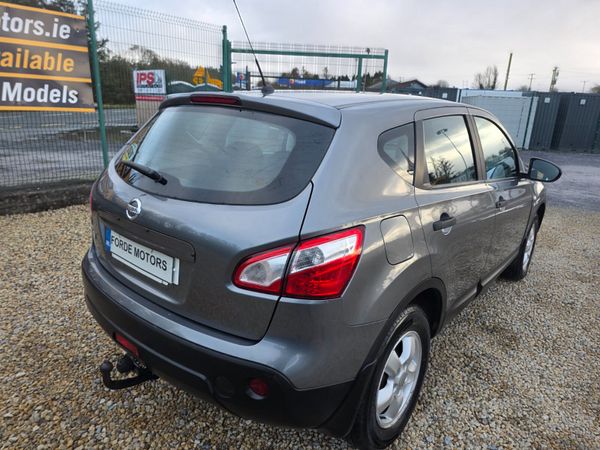 Nissan Qashqai 2011 370745456