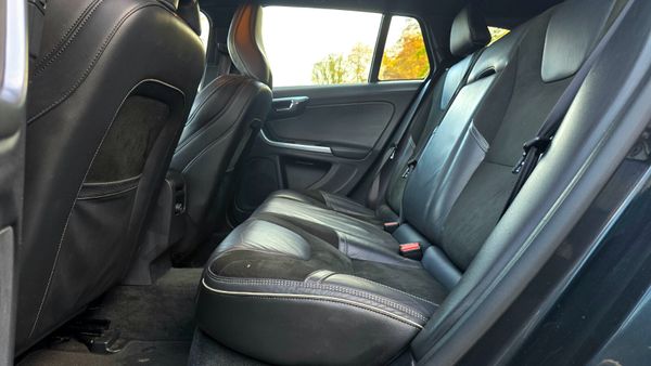 🔥 2015 Volvo V60 D2 (115hp) R-Design 1.6 Diesel 370755148