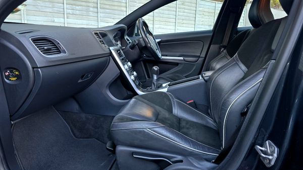 🔥 2015 Volvo V60 D2 (115hp) R-Design 1.6 Diesel 370755150