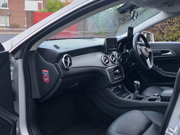 Mercedes CLA Urban Sport *New NCT* 2014 370764848
