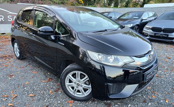 🔥 2015 Honda Fit 1.5 Petrol Hybrid Automatic 370766308