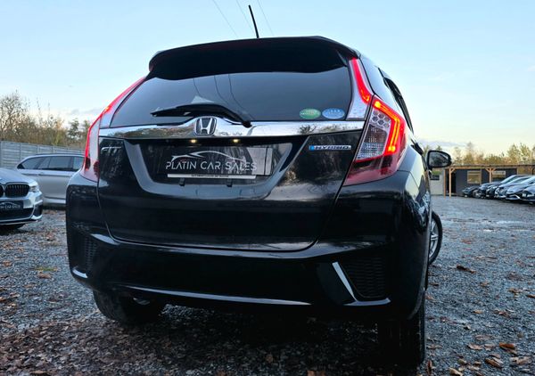 🔥 2015 Honda Fit 1.5 Petrol Hybrid Automatic 370767518