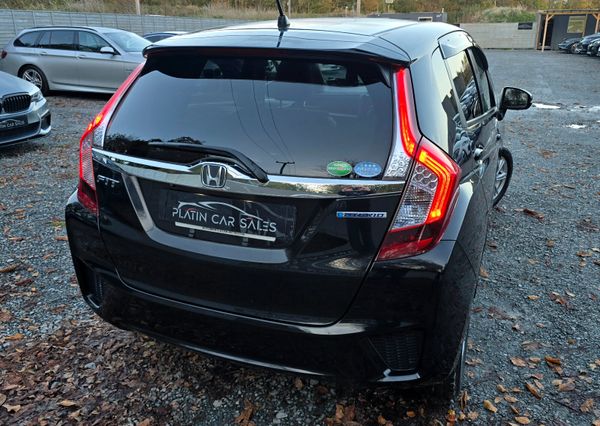 🔥 2015 Honda Fit 1.5 Petrol Hybrid Automatic 370767520
