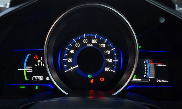 🔥 2015 Honda Fit 1.5 Petrol Hybrid Automatic 370768545