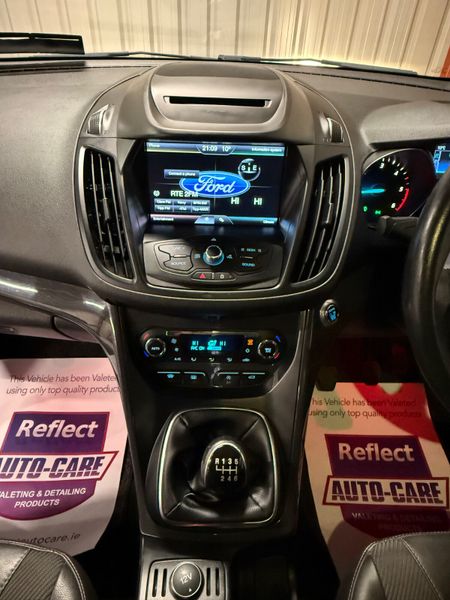 2016 Ford Kuga 2.0TDCI Titanium 370774574