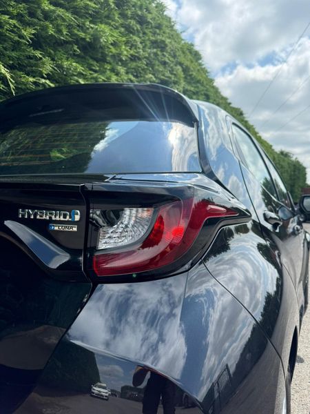 Toyota Yaris 2022 HYBRID LUNA NEW SHAPE 370776717