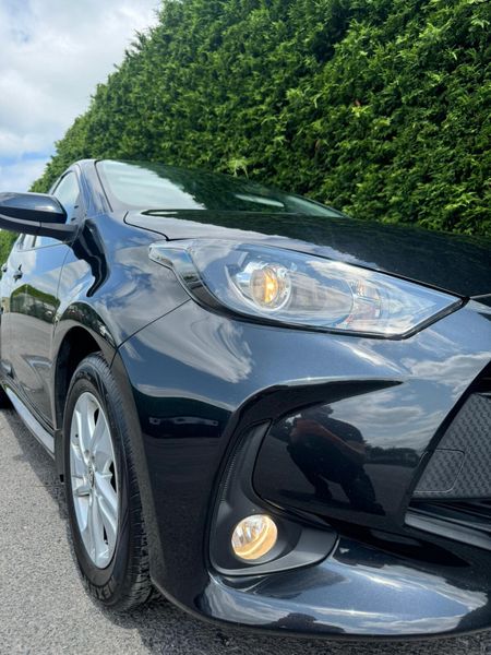 Toyota Yaris 2022 HYBRID LUNA NEW SHAPE 370776723