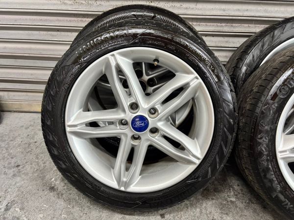 Ford Focus 17” Alloys 370778215