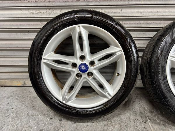 Ford Focus 17” Alloys 370778211