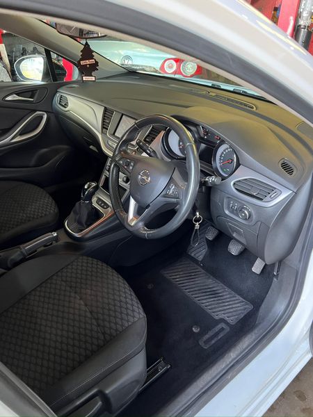 Opel Astra 370796780