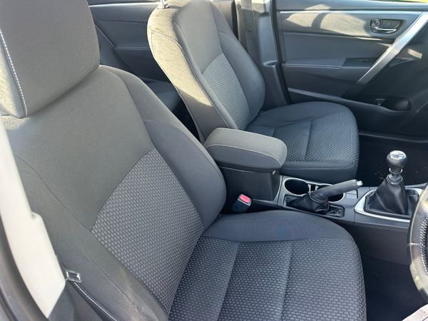 Toyota Corolla 1.4 D4D (low mileage ) 370797800