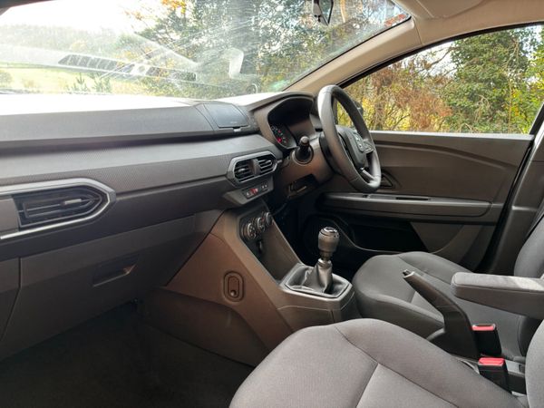 2023 Dacia Sandero TCe 90 Essential €11.950⭐️ 370808903