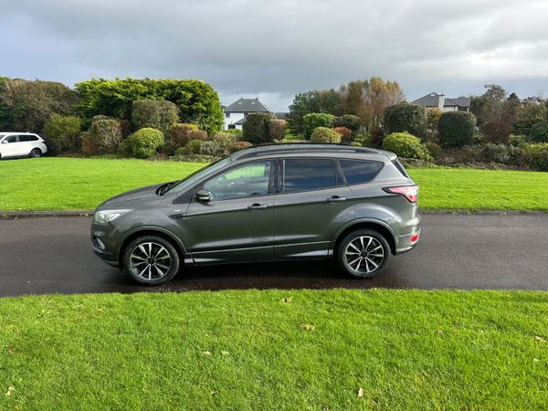 Ford Kuga ST line 1.5 120 bhp 370803724