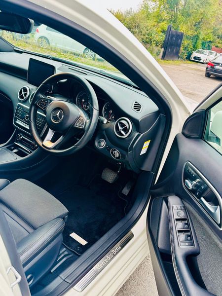 MERCEDES BENZ A CLASS AUTOMATIC (2014) 1.6 PETROL 370814495