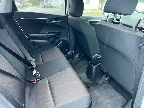 15 Honda Fit Hybrid 370817739