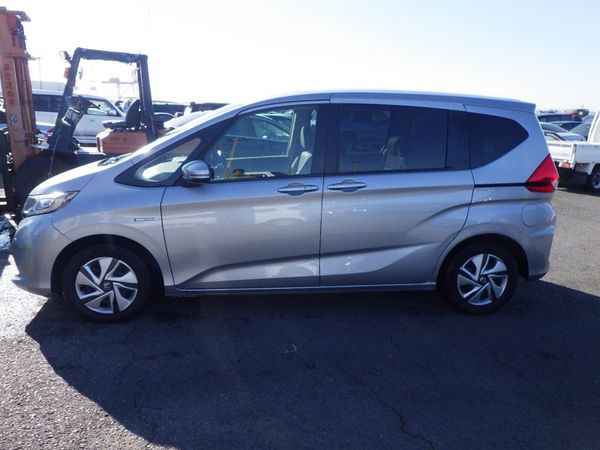Honda Freed 2017 370810036