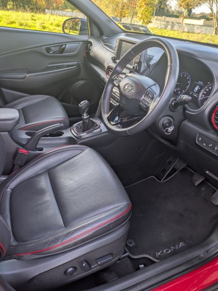 HYUNDAI KONA PREMIUM TOP SPEC 370811236